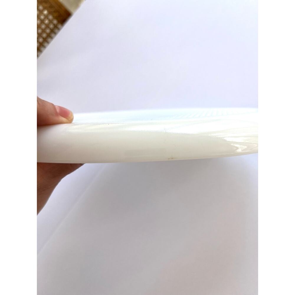 Vintage Atomic Flower Leaf Snack Plate Federal Milk Glass Pastel Marijuana Tray - Picture 6 of 8